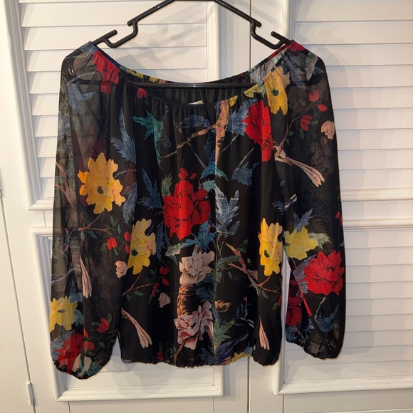 Alice + Olivia Alta Peasant Top in Floral Bird NWOT Shoulder Blouse XS Black - Picture 8 of 12